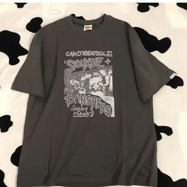 Camiseta holgada de manga corta con estampado de estudiante